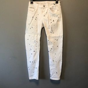 White and black Calvin Klein jeans, size 27